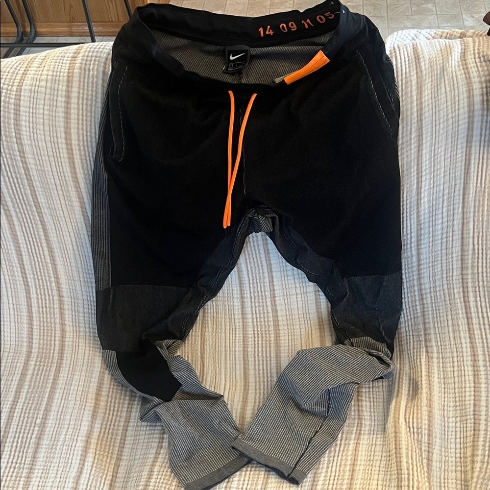 RARE Nike Sportswear Tech Pack Slim Fit Knit Jogger Pants​